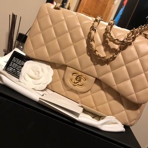 Classic chanel jumbo Lambskin double flap beige